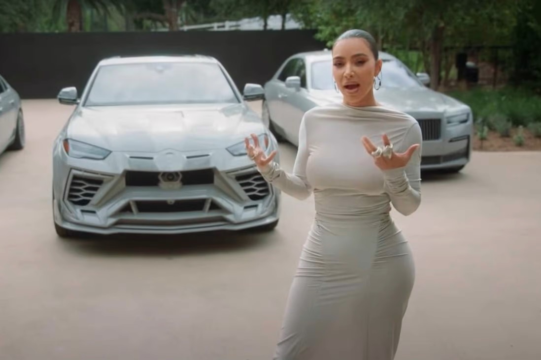  Kim Kardashian và bộ sưu tập xe hơi hoành tráng 