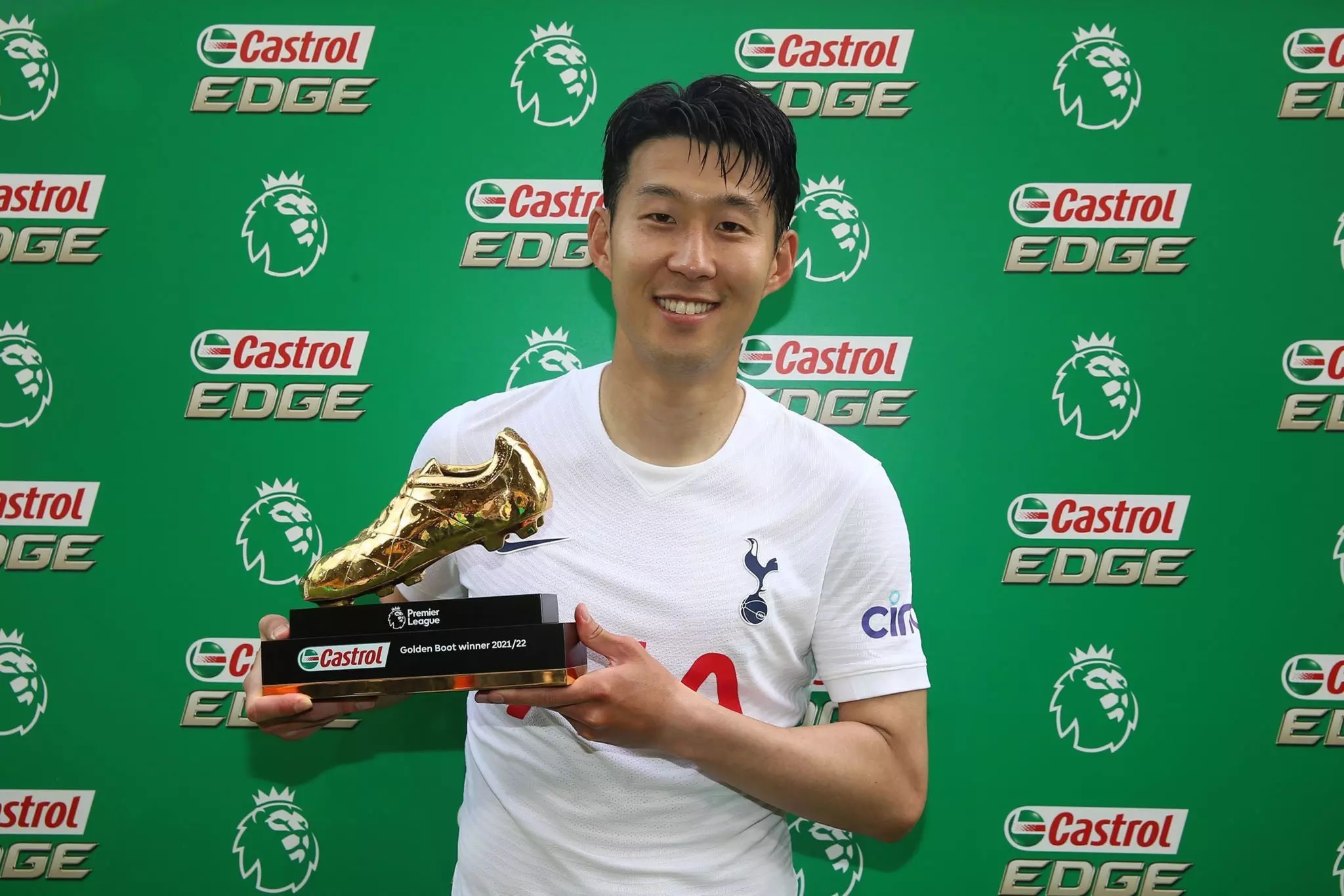 Son Heung Min giành vua phá lưới EPL với 23 bàn thắng