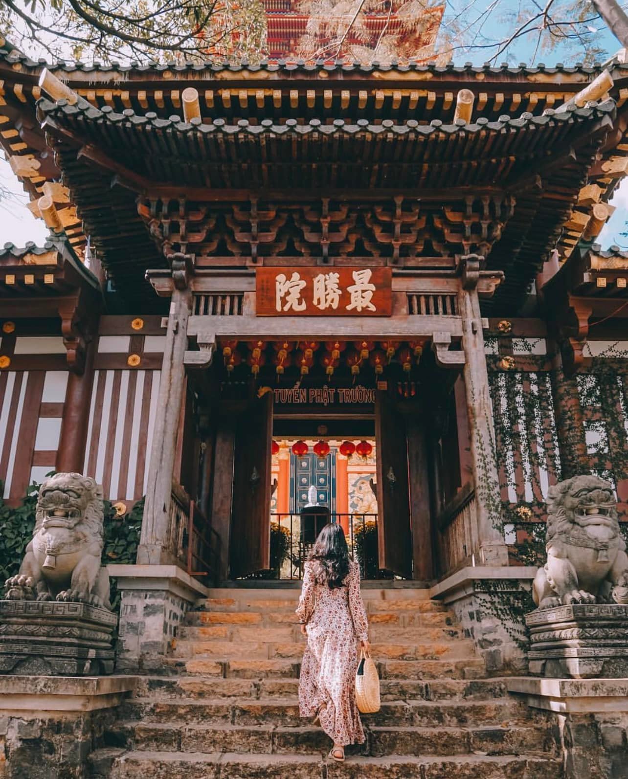 Cre: @hueandsuntravel