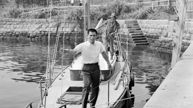 Kenichi Horie và chiếc tàu Mermaid II vào năm 1962.