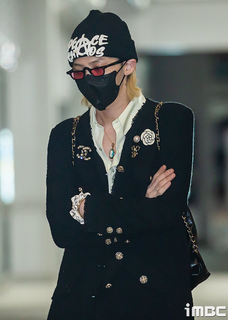 G-Dragon tại sân bay quốc tế Incheon 