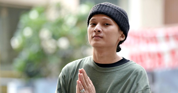 Rapper Datmaniac, được mệnh danh là “Ma tốc độ” của rap Việt. Năm 2020 anh trở thành giám khảo ...